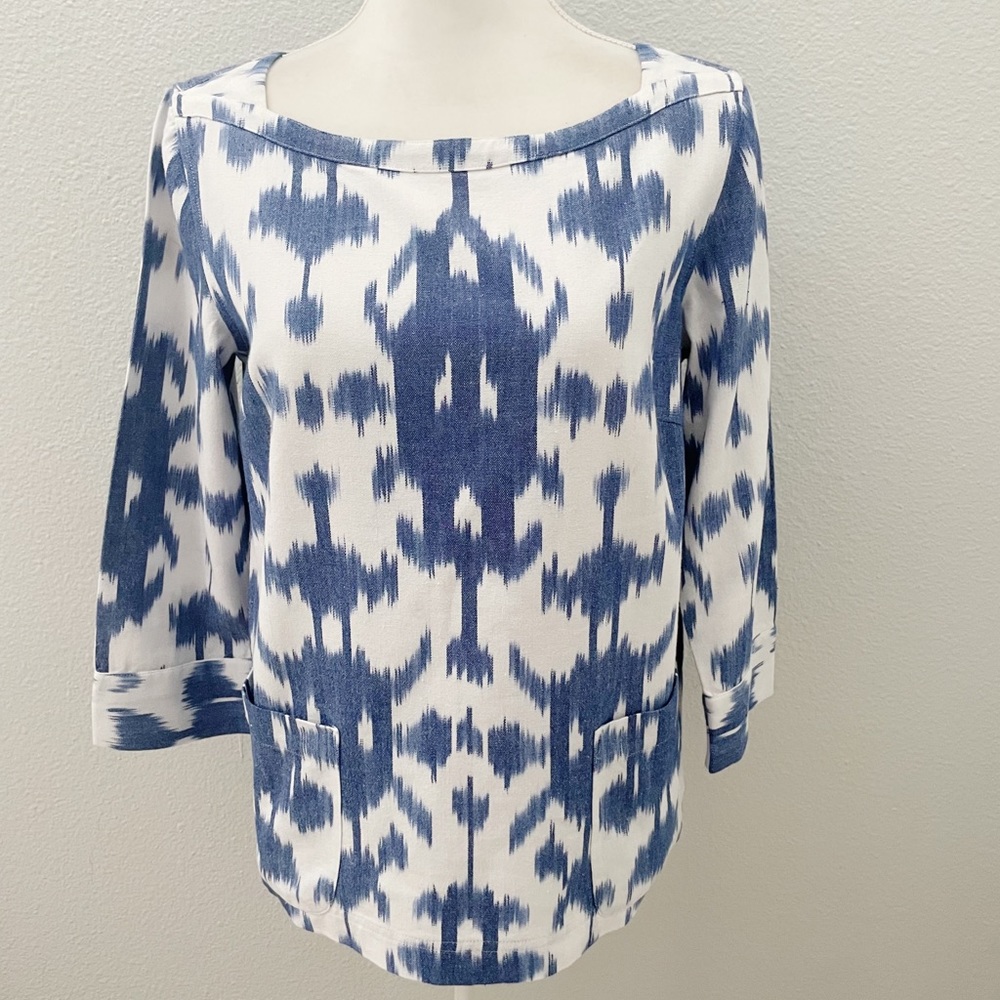 Vineyard Vines 100% Cotton blue printed top size small
